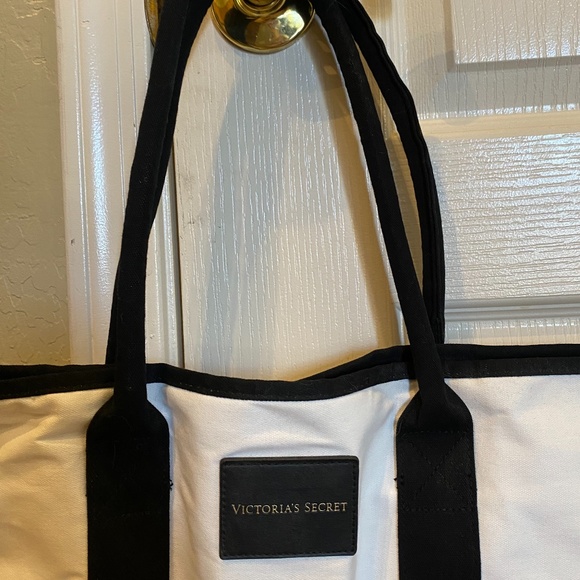 NWOT Victoria Secret Weekender Tote Bag - Picture 2 of 5